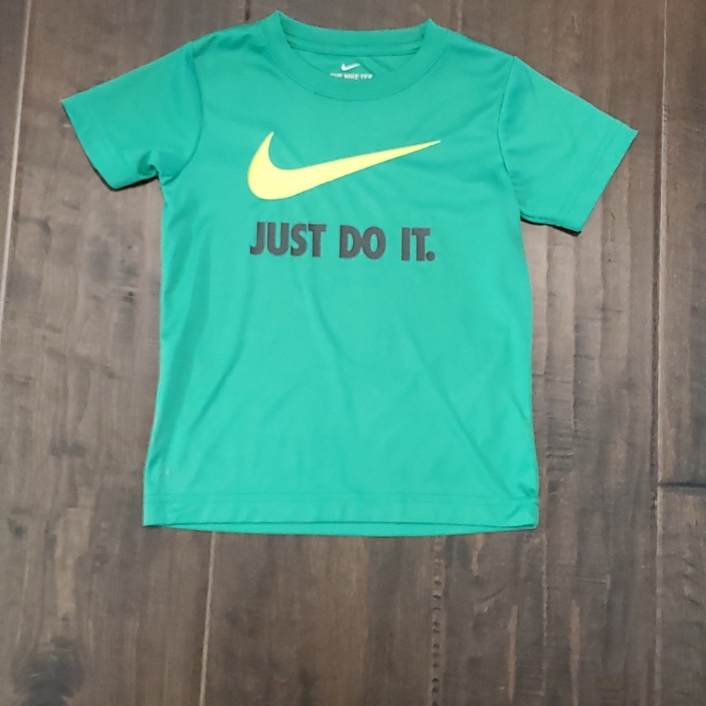 light weight tee